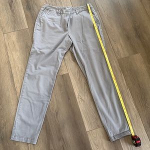 LOFT “curvy skinny” Gray Cropped Pants